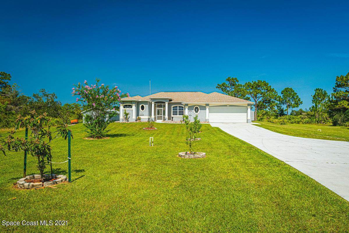 7815 Babcock Street - Photo 1