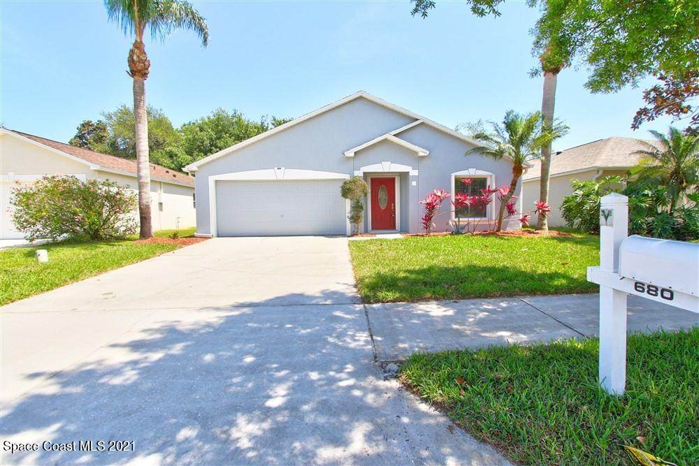 680 Wickham Lakes Drive - Photo 1