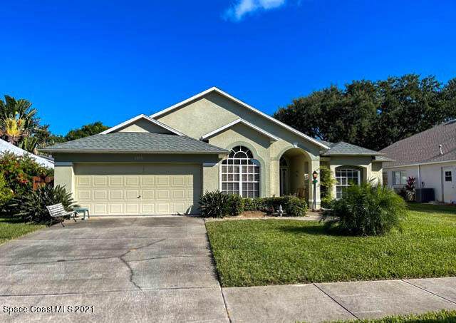 1915 Worchester Way - Photo 1