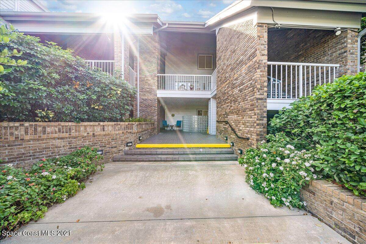 585 Shadow Wood Lane - Photo 1