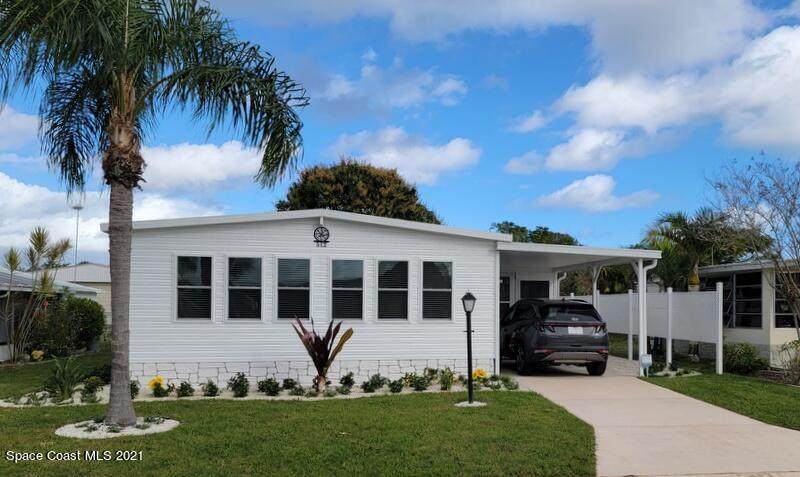 512 Royal Tern Drive - Photo 1