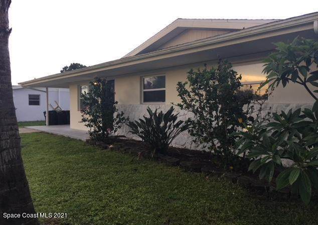 737 Badger Drive - Photo 1