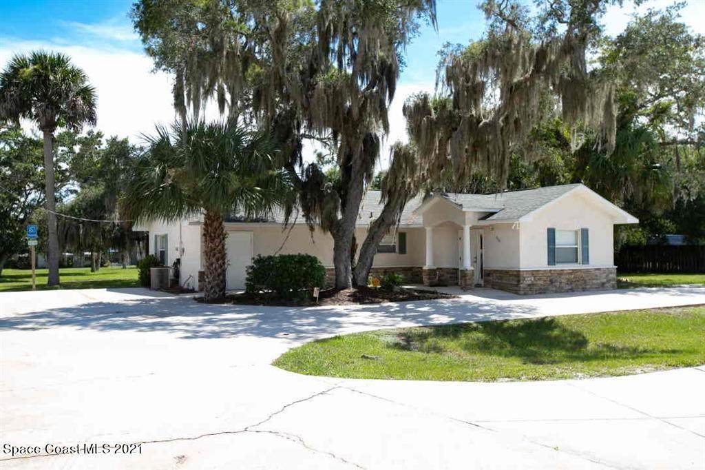 2775 Francis Street - Photo 1