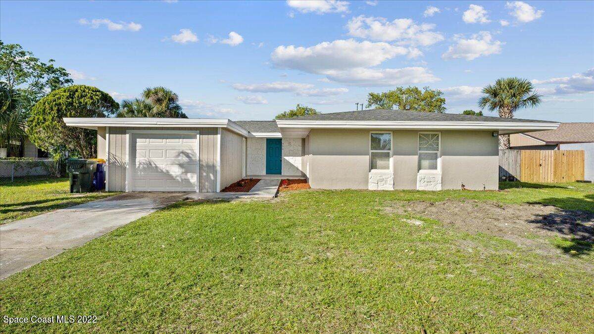 950 Levitt Parkway - Photo 1