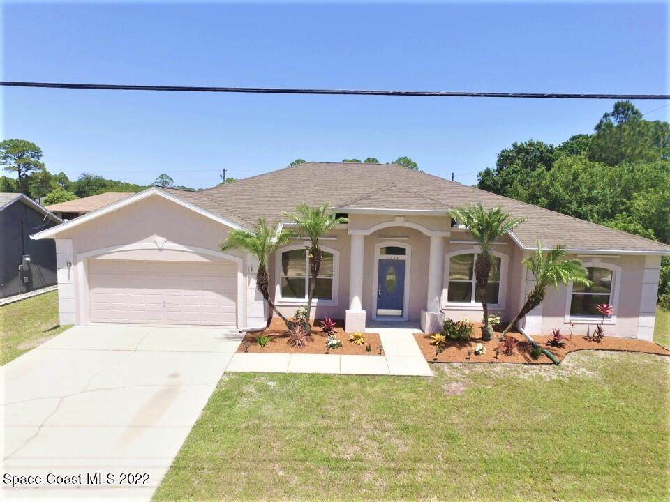 1143 Walden Boulevard - Photo 1