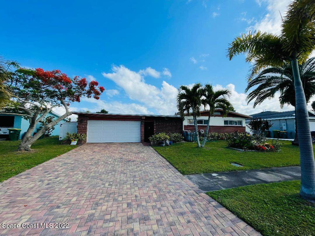 225 Bimini Drive - Photo 1