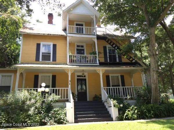31 Barton Avenue - Photo 1
