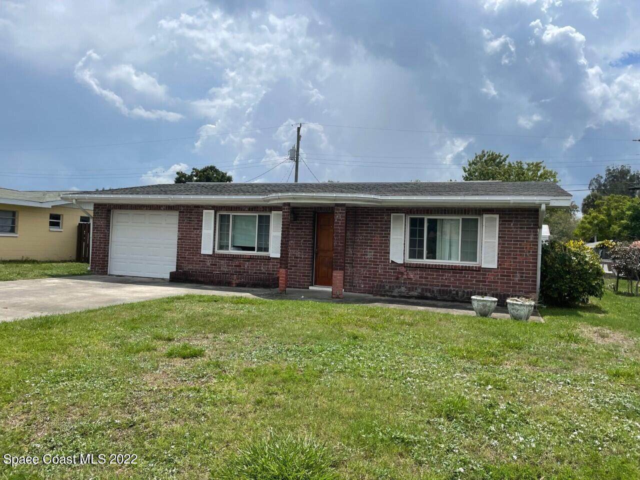1612 Elizabeth Street - Photo 1