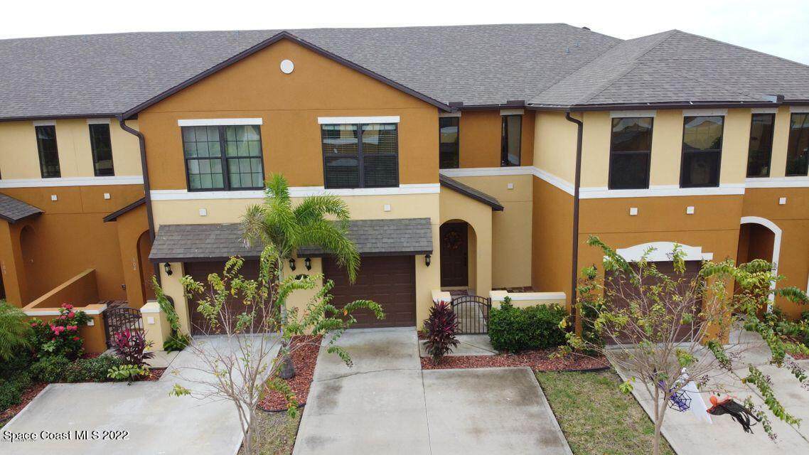 1420 Lara Circle - Photo 1