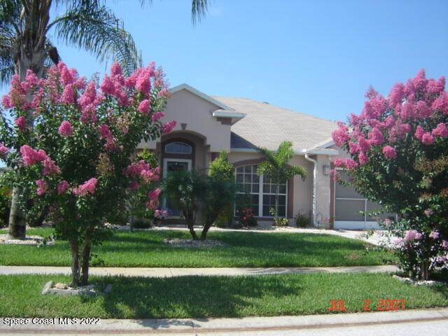 5566 River Oaks Drive - Photo 1