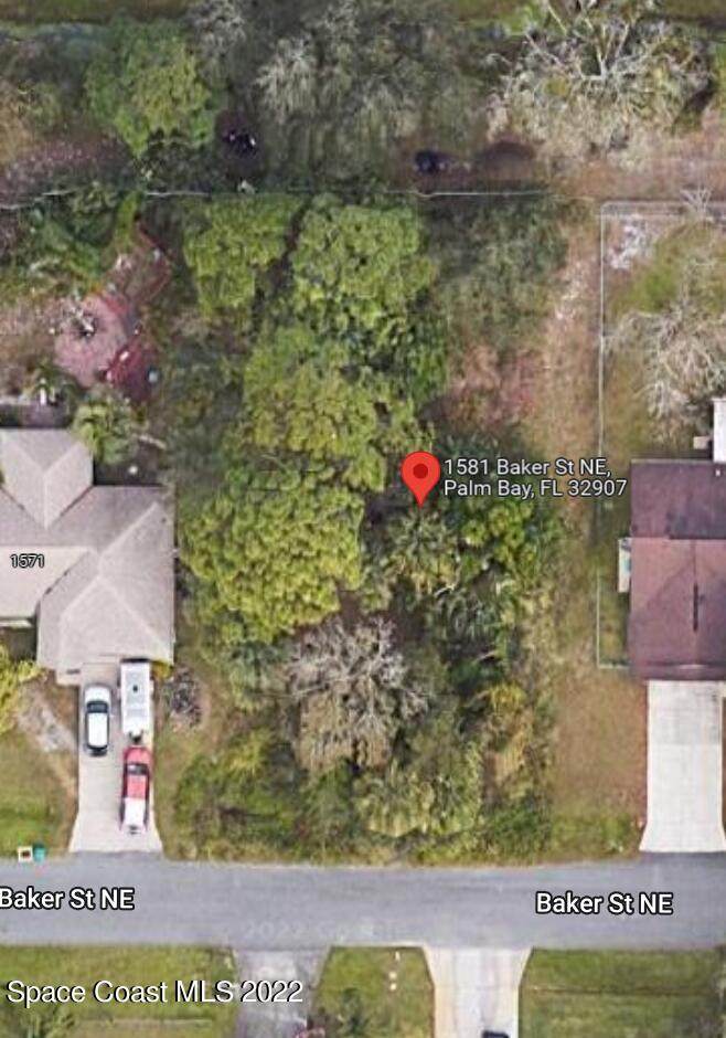 1581 Baker Street - Photo 1