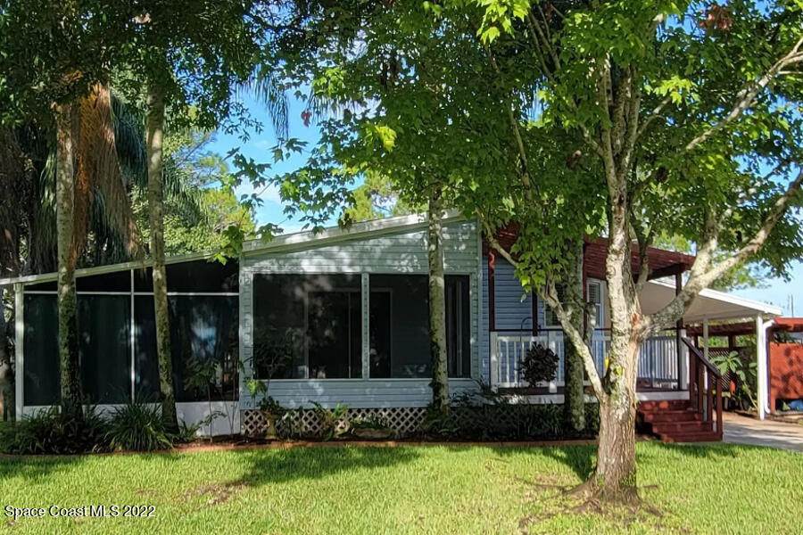 4778 Cambridge Drive - Photo 1