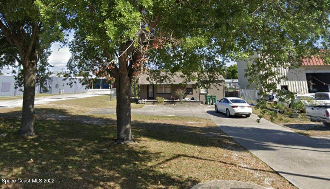 636 King Street - Photo 1