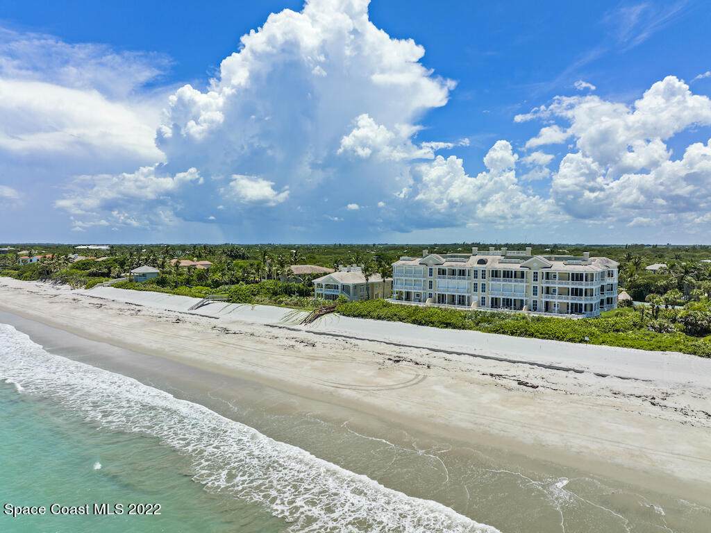 200 Sea Colony Drive - Photo 1