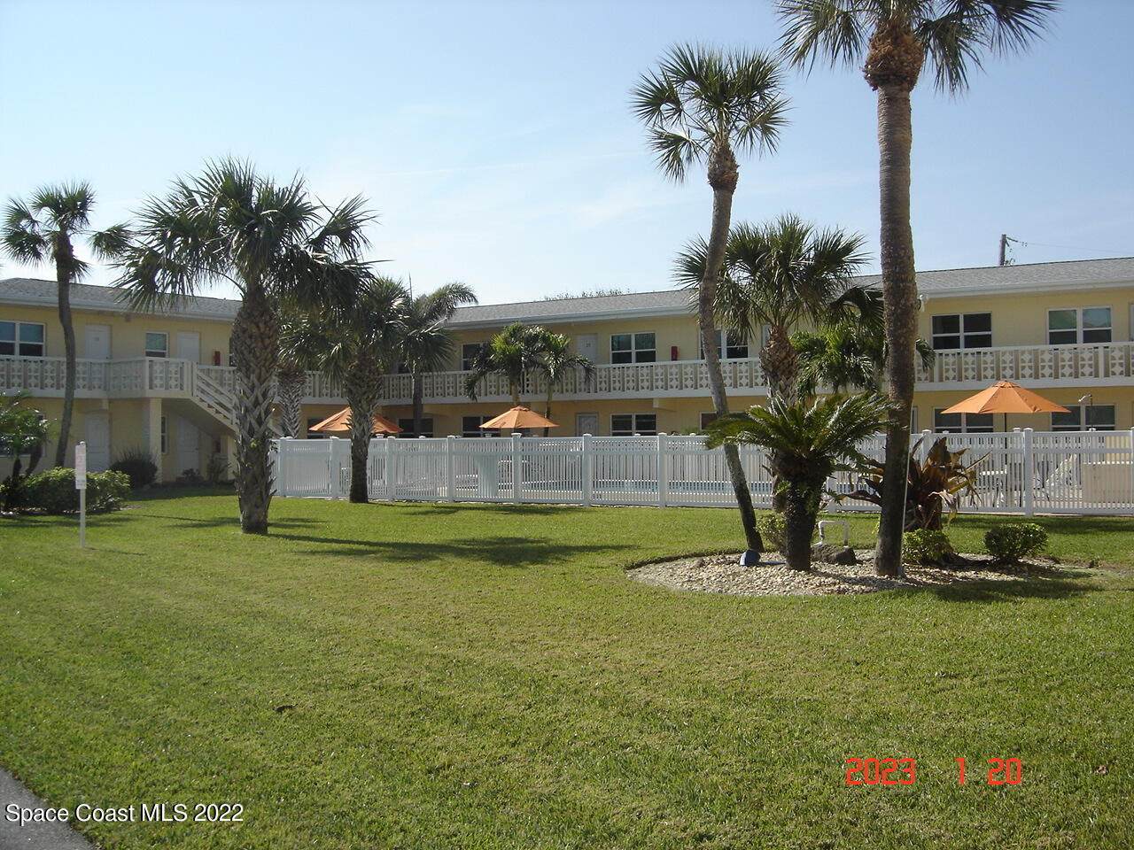 7801 Ridgewood Avenue - Photo 1