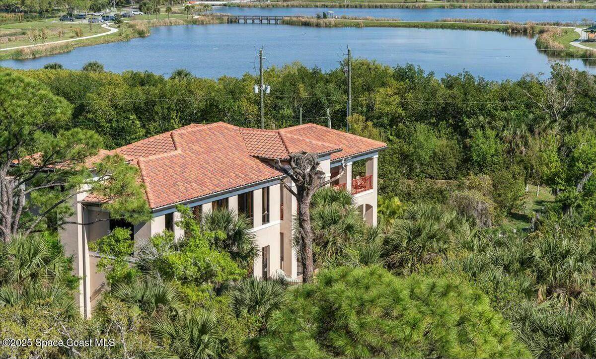 735 Pilot Lane - Photo 1