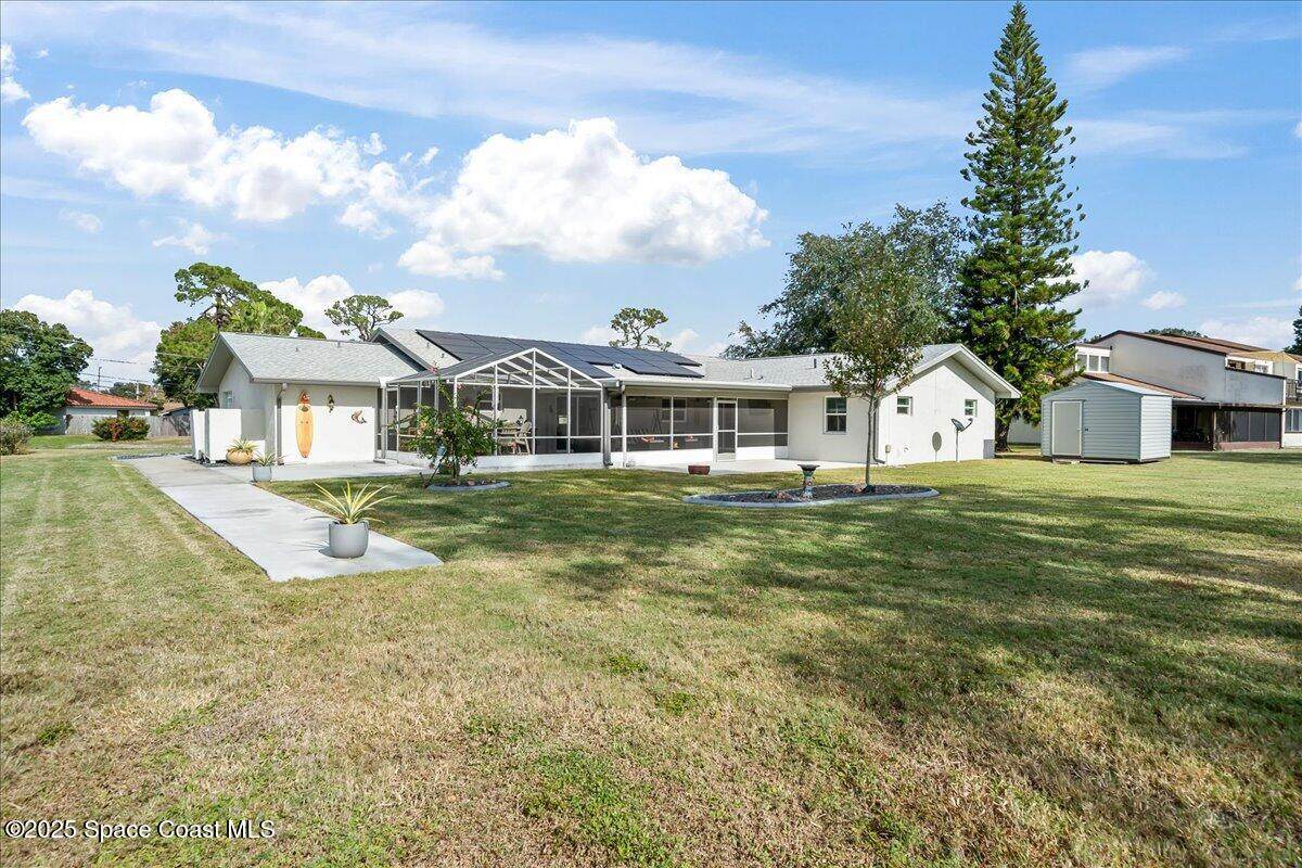 https://bt-photos.global.ssl.fastly.net/spacecoast/orig_boomver_2_1042421-2.jpg