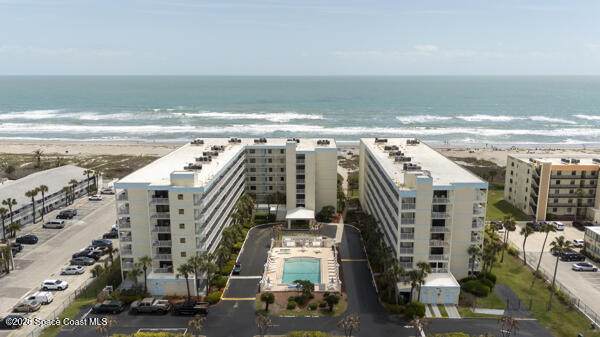 https://bt-photos.global.ssl.fastly.net/spacecoast/orig_boomver_2_1050302-2.jpg