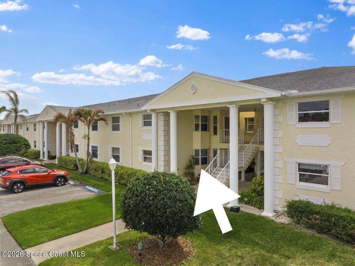 319 Grove Isle Circle - Photo 1