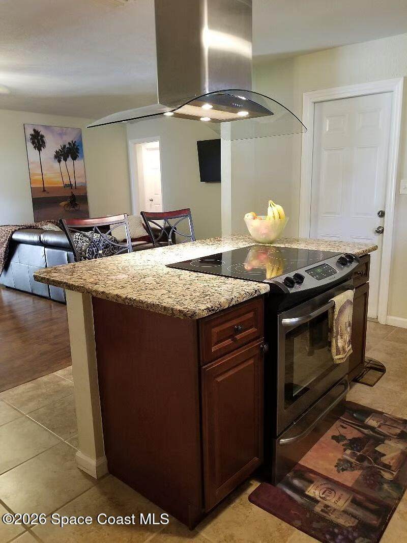 https://bt-photos.global.ssl.fastly.net/spacecoast/orig_boomver_2_1071863-2.jpg