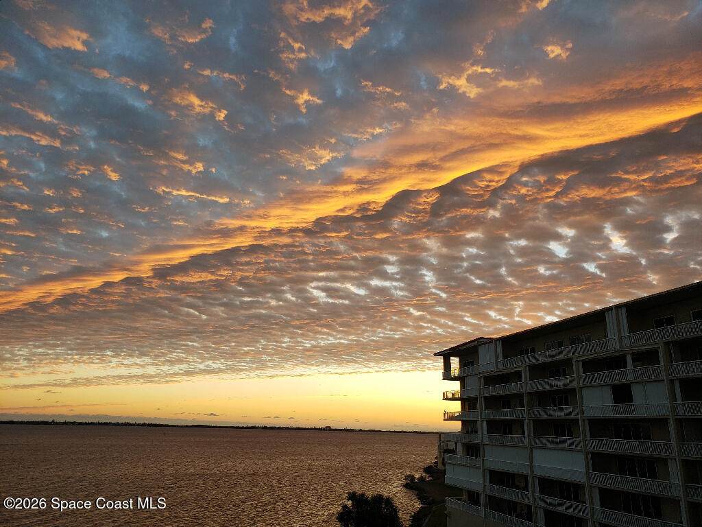https://bt-photos.global.ssl.fastly.net/spacecoast/orig_boomver_2_1077098-2.jpg