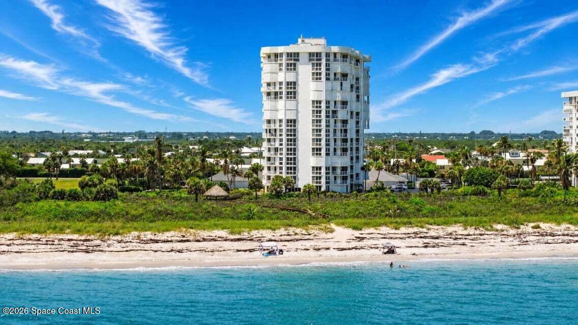 https://bt-photos.global.ssl.fastly.net/spacecoast/orig_boomver_2_1081205-2.jpg