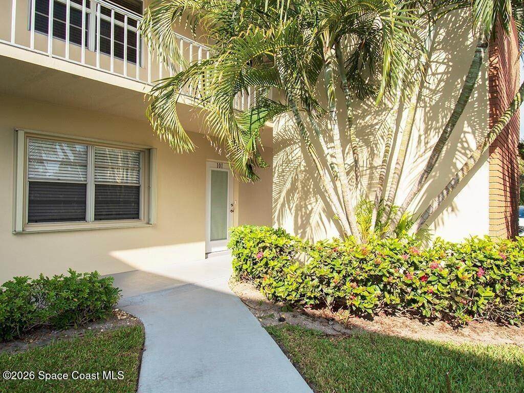 https://bt-photos.global.ssl.fastly.net/spacecoast/orig_boomver_1_1083576-2.jpg