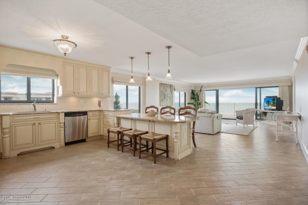 6770 Ridgewood Avenue - Photo 1