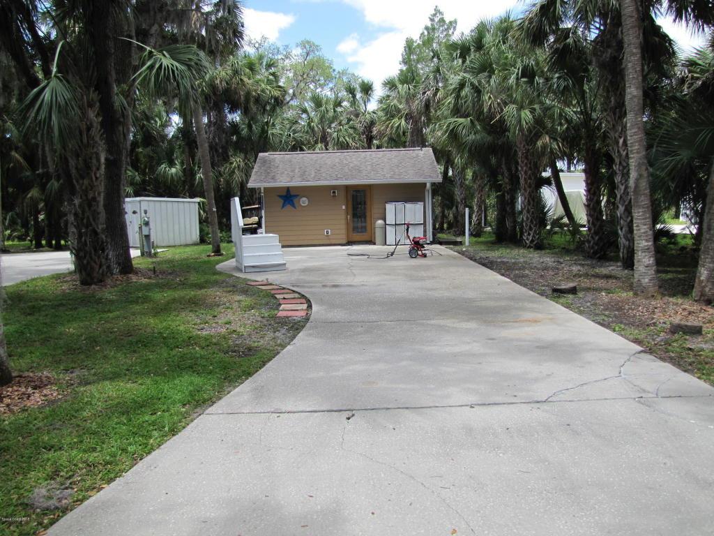 319 Plantation Drive - Photo 1