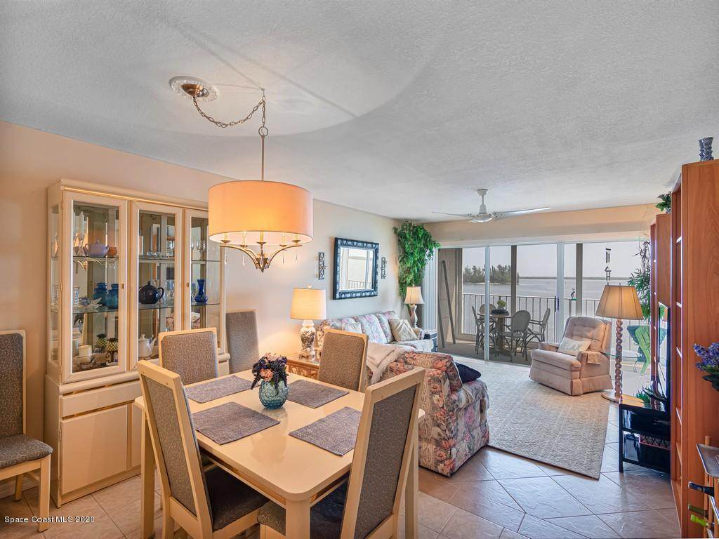 5926 River Run Drive - Photo 1