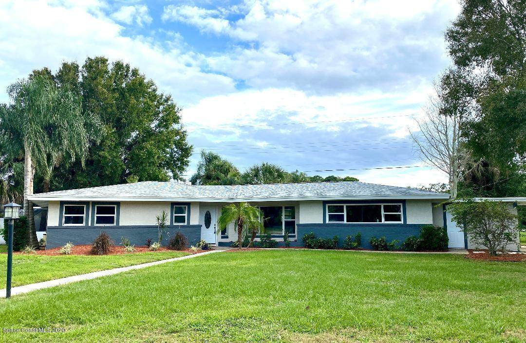 305 Hibiscus Boulevard - Photo 1
