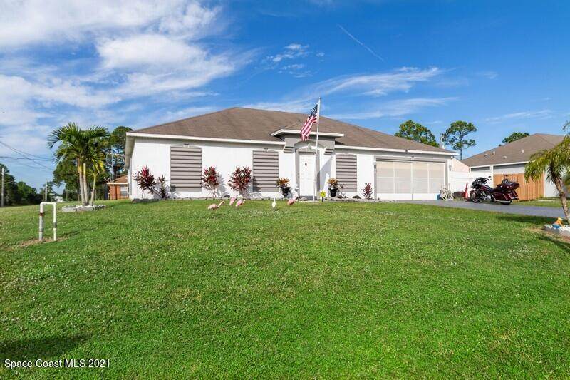 2898 Fontainebleau Avenue - Photo 1