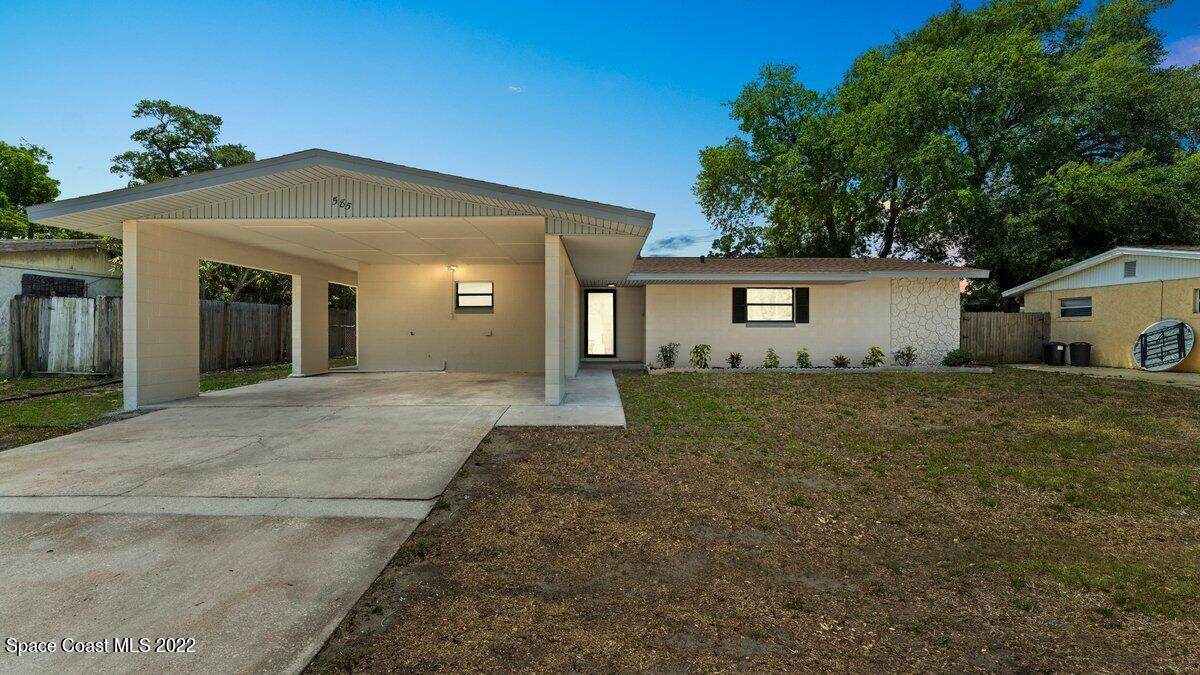 585 Harrison Street - Photo 1