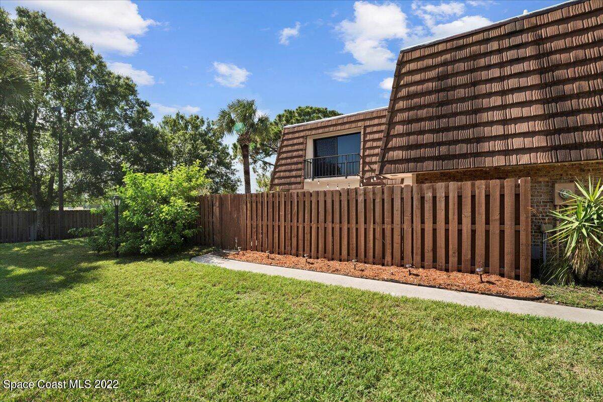 1711 Erin Court - Photo 1