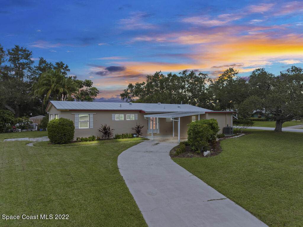 474 22nd Street - Photo 1