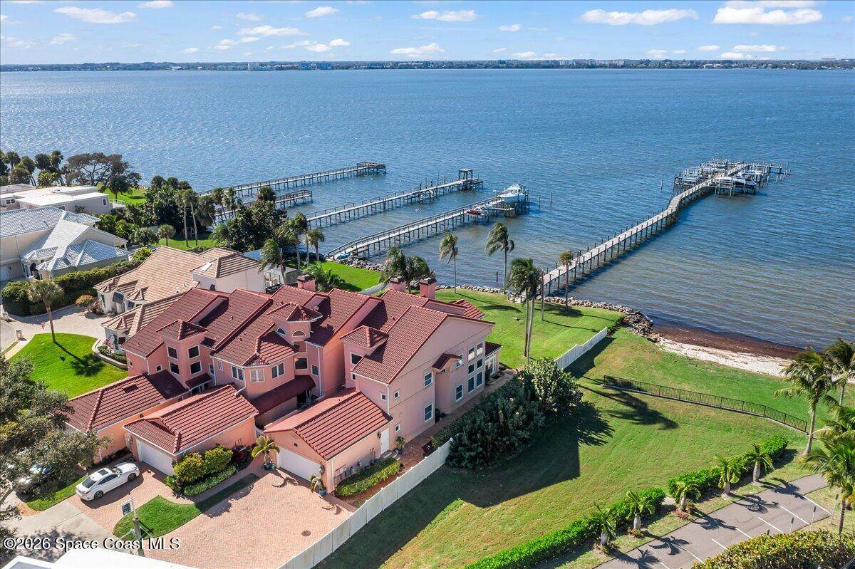254 Seaview Street - Photo 1