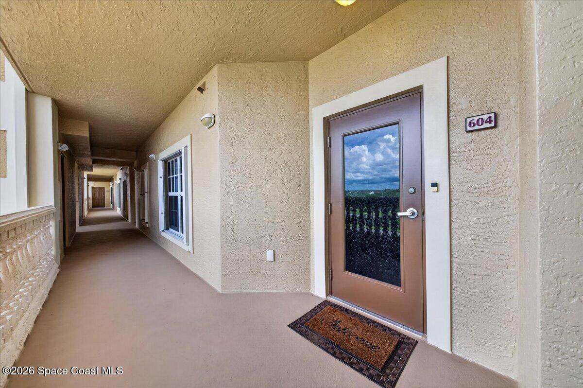 https://bt-photos.global.ssl.fastly.net/spacecoast/1280_boomver_3_1074697-2.jpg
