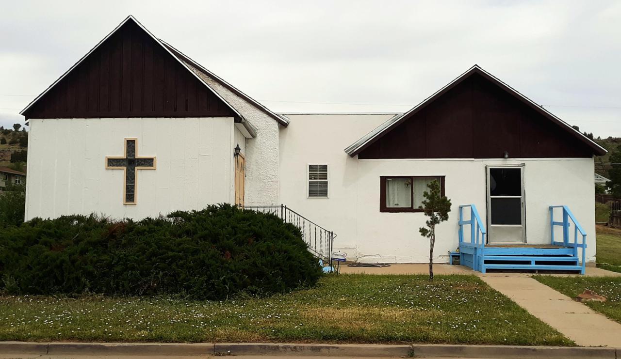 214 Pine St - Photo 1