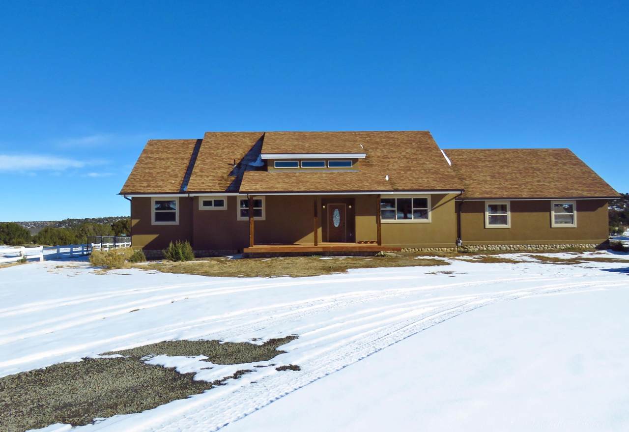330 Garrett Dr - Photo 1