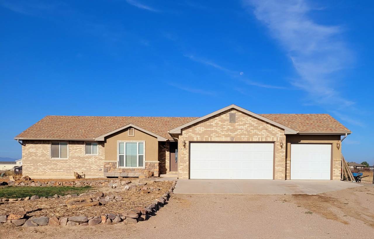 539 Mancos Drive - Photo 1