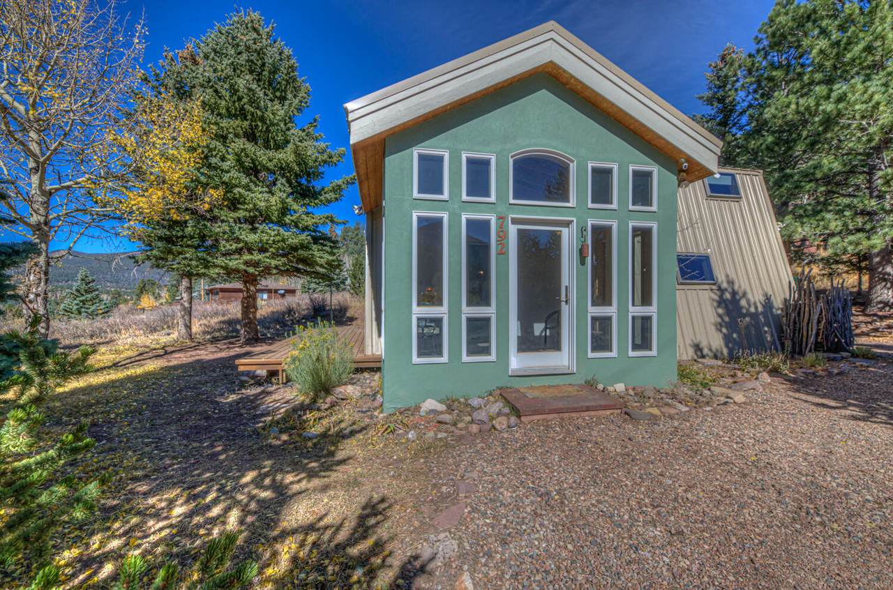792 Ponderosa - Photo 1