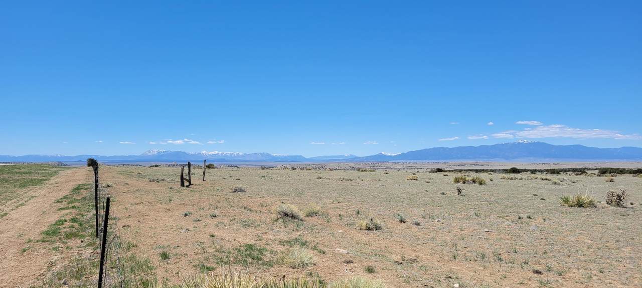 Highway 10 - Photo 1