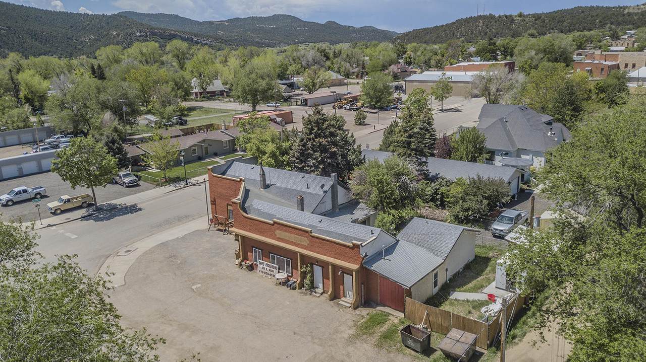 325 Main St - Photo 1