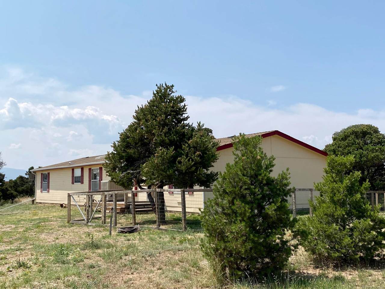 25 Apache Drive - Photo 1