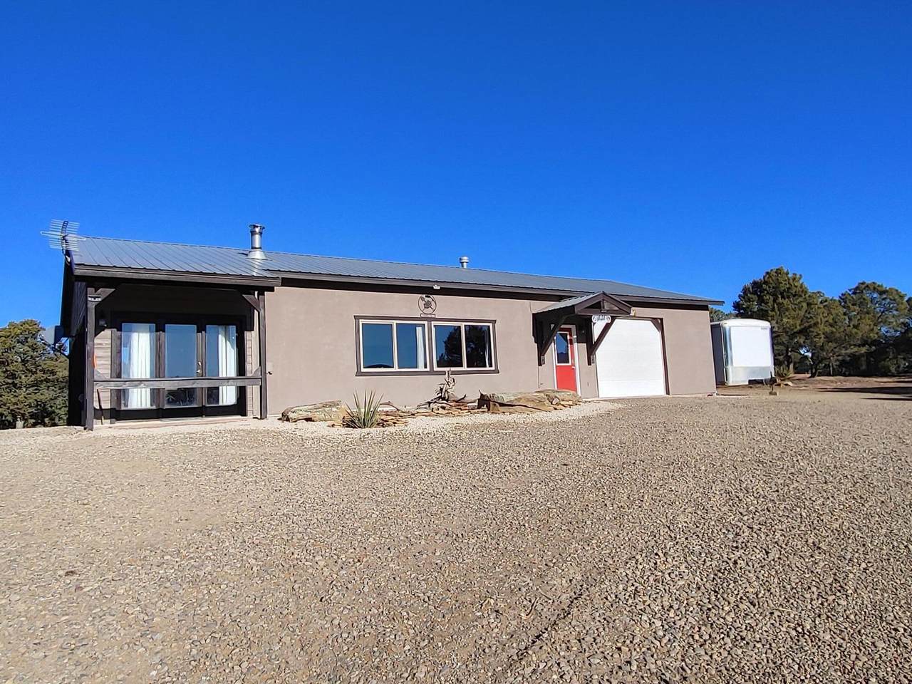8300 La Belle - Photo 1