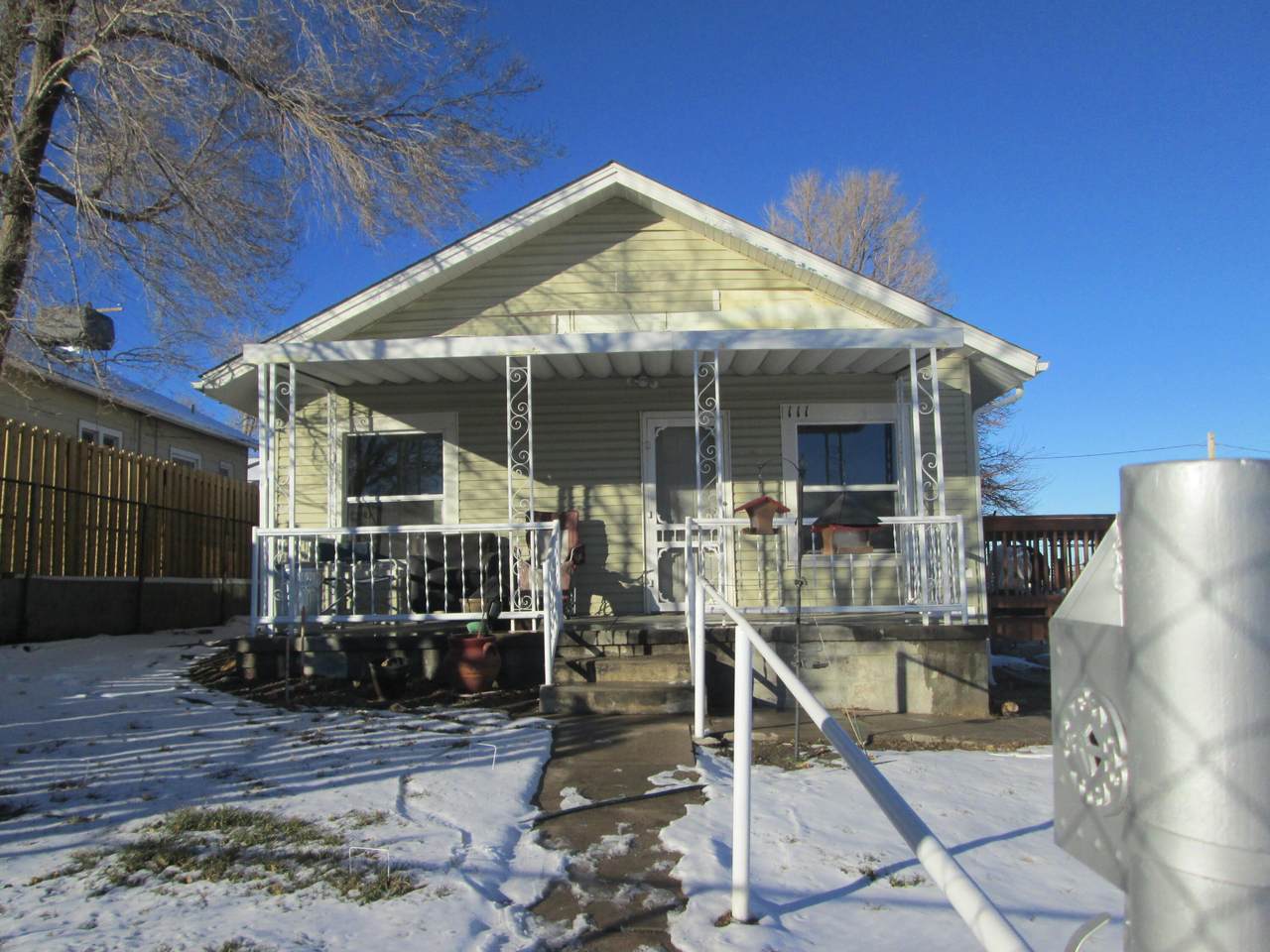 111 White Ave - Photo 1