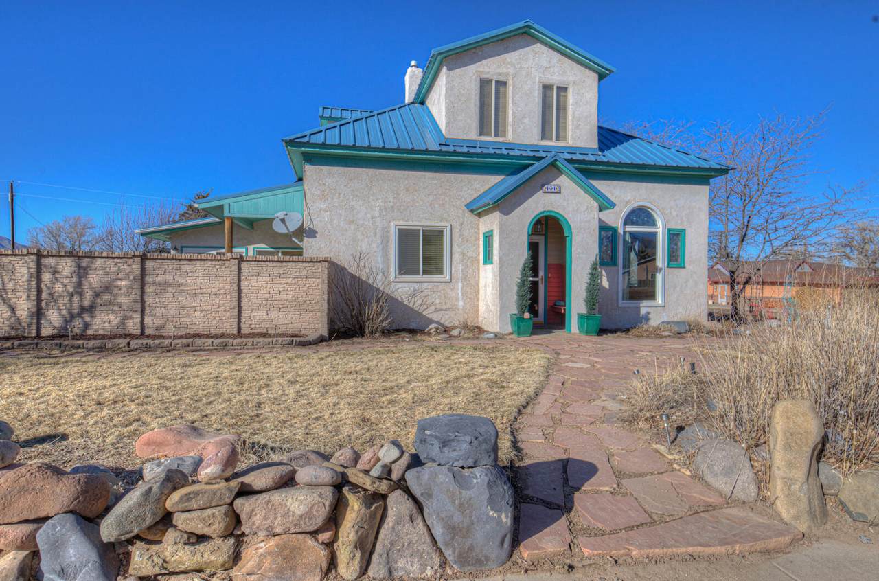131 Francisco St - Photo 1