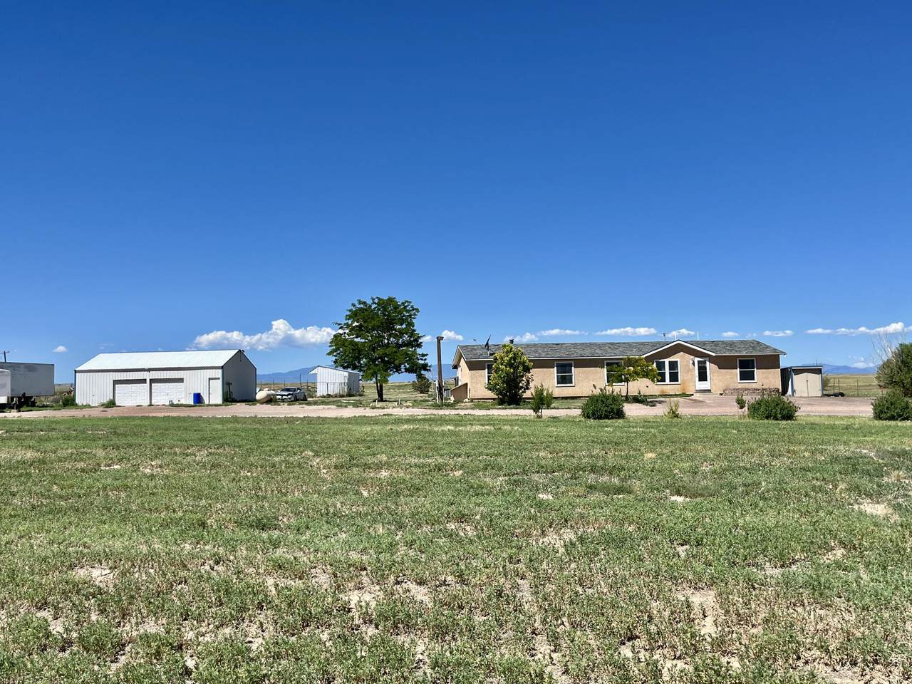 5581 Broadacre Rd - Photo 1