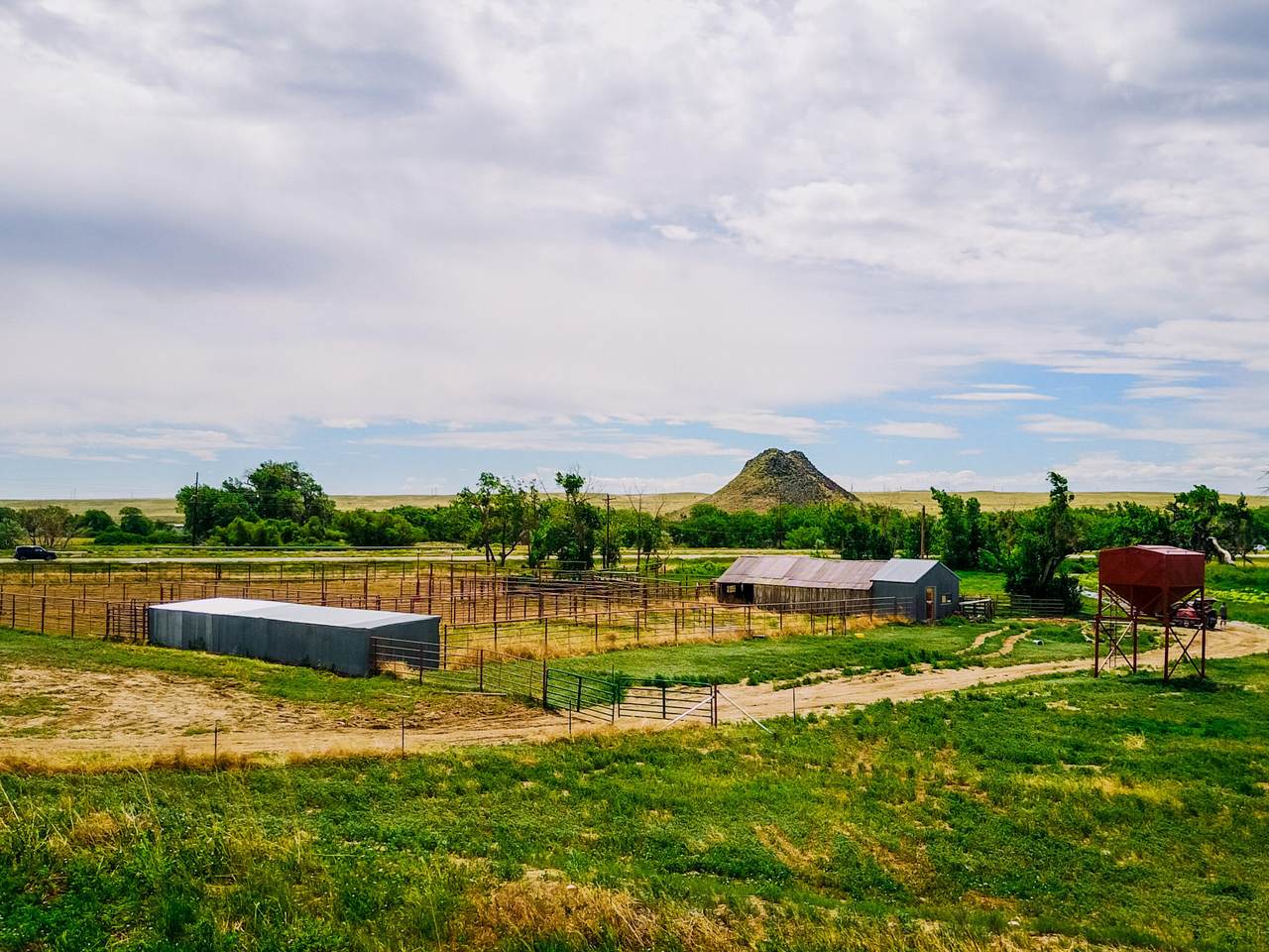 21087 I-25 - Photo 1