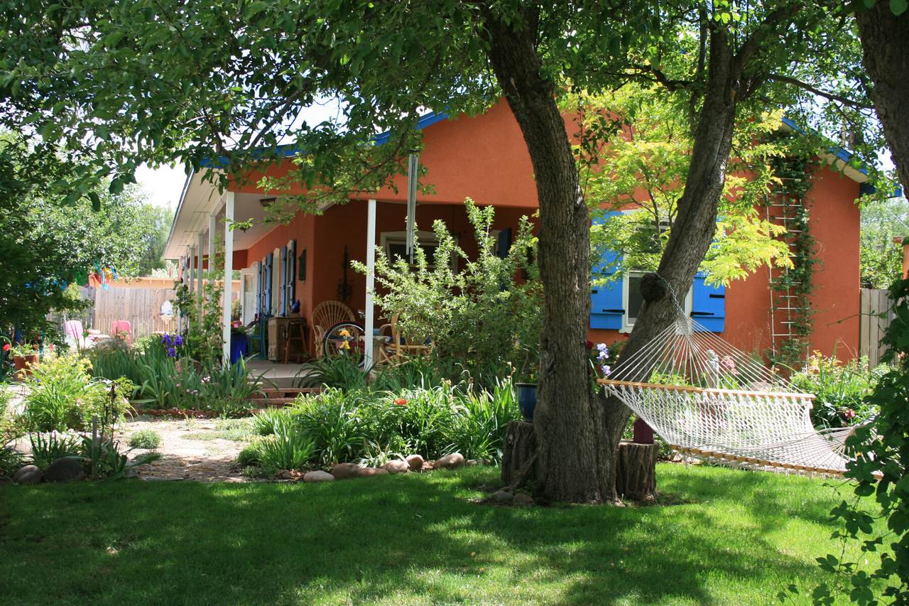 132 Virginia St - Photo 1